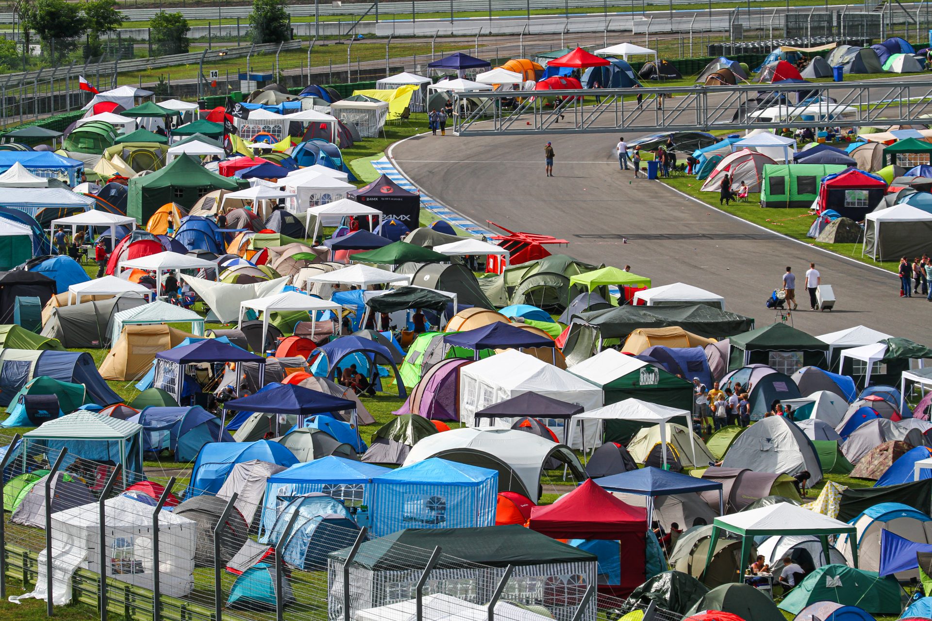 1 formel camping hockenheimring Sebastian Vettel