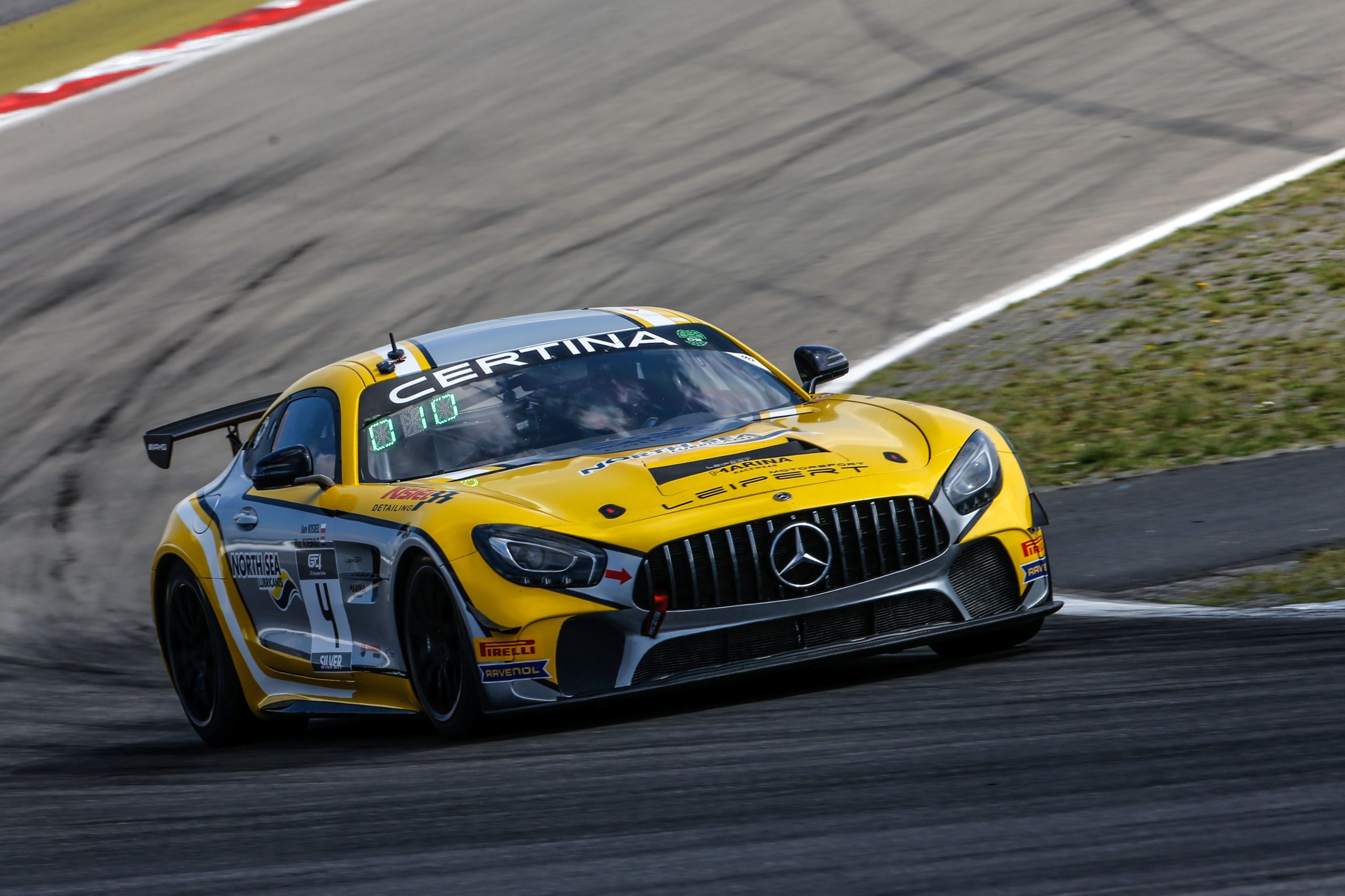 MercedesAMGKundenteam bereit für die DTM Trophy Hockenheimring